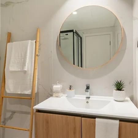 Four Seasons In * Funchal (Madeira)